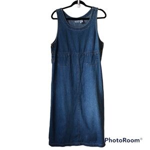 VINTAGE denim midi dress with buttons at sides and patch pockets.